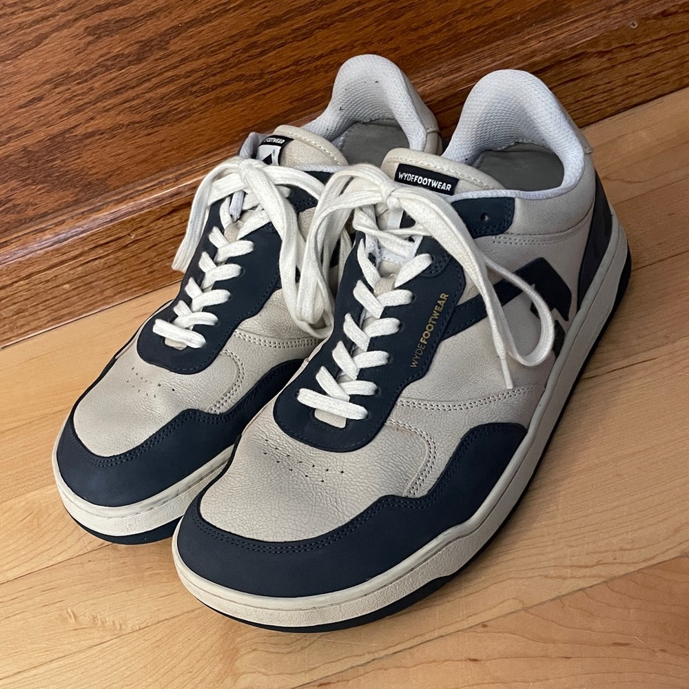 Wyde Footwear Men's Barefoot Sneakers in Navy and Cream